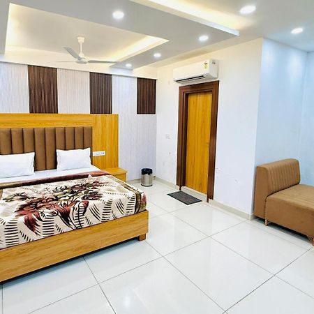 Hotel Swagat Residency Sohāna Extérieur photo